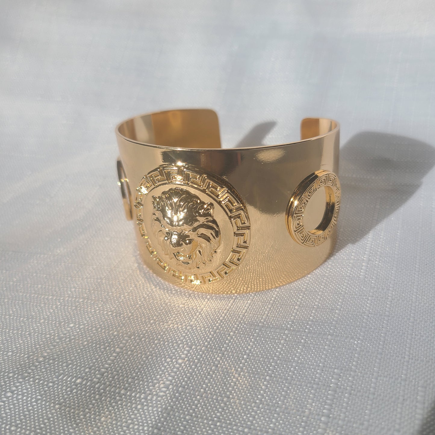 Lioness Cuff