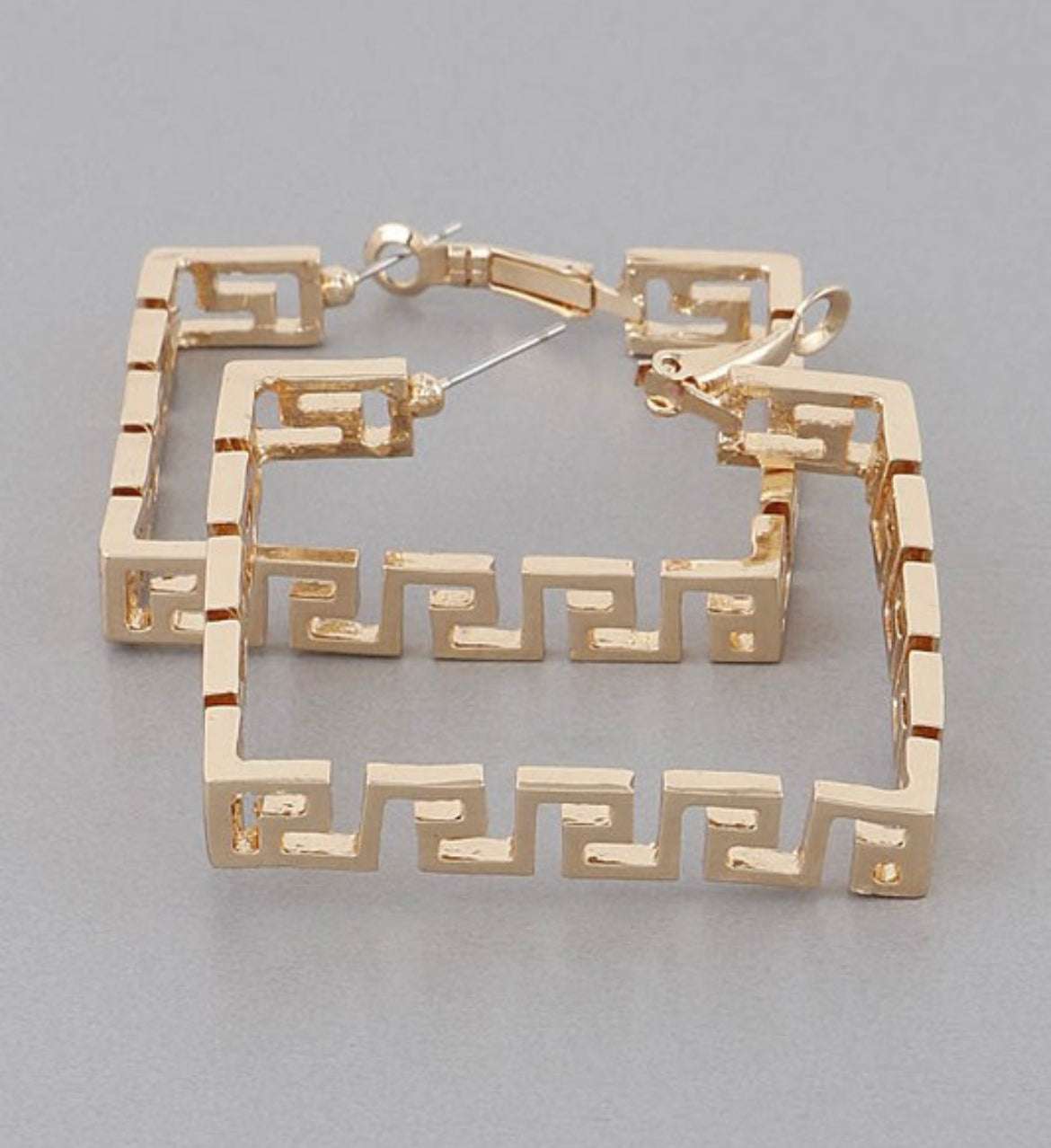 Sara Square Earrings